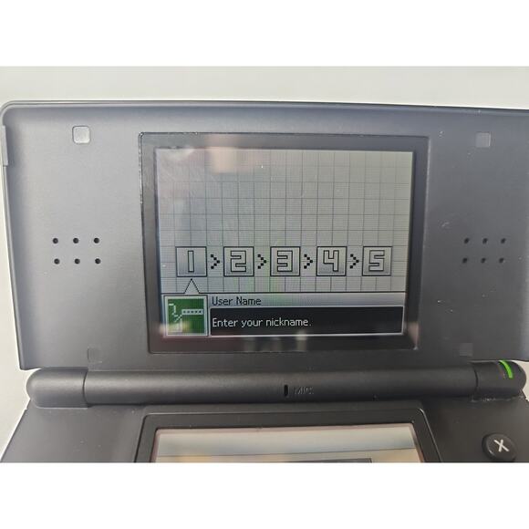 Nintendo DS Lite Handheld Black w/ Multi Device USB Charging Cable, Game, Stylus - Picture 2 of 16